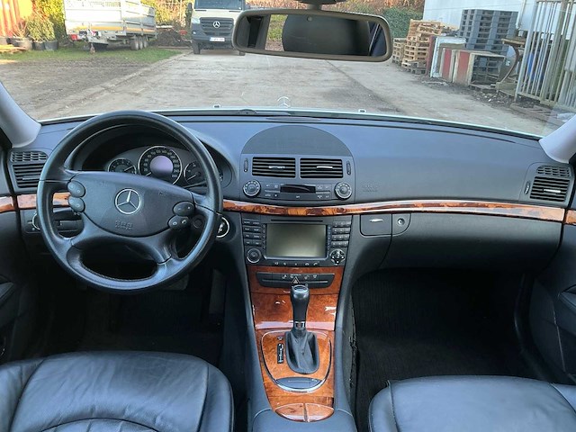 2009 mercedes e 220 cdi personenauto - afbeelding 23 van  29