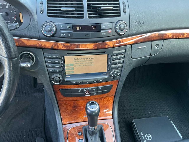 2009 mercedes e 220 cdi personenauto - afbeelding 9 van  29