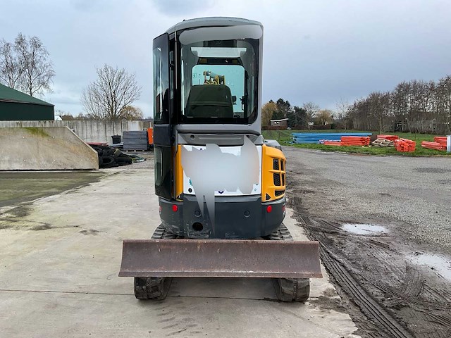 2009 new holland e27.2 sr - minigraafmachine - afbeelding 21 van  25
