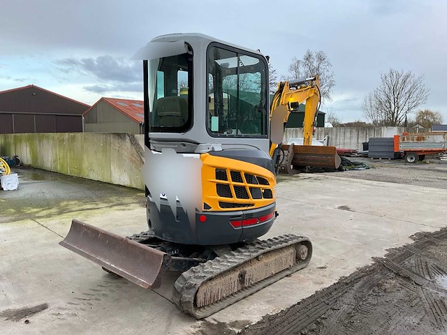 2009 new holland e27.2 sr - minigraafmachine - afbeelding 22 van  25