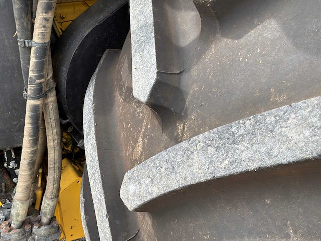 2009 new holland fr9080 veldhakselaar - afbeelding 2 van  23