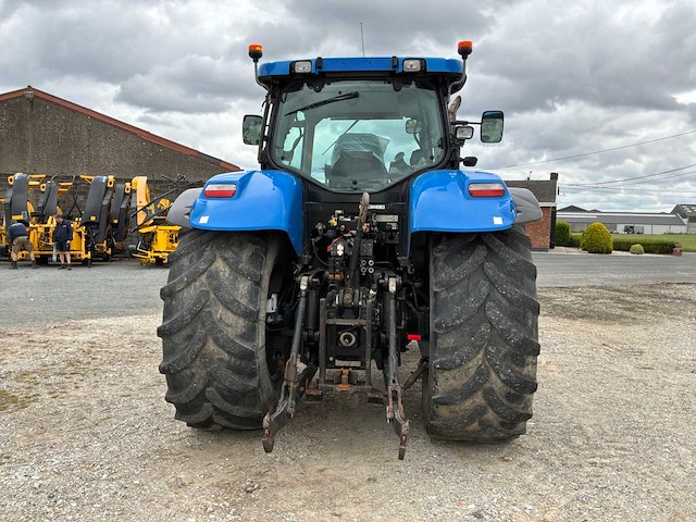 2009 new holland t7040 vierwielaangedreven landbouwtractor - afbeelding 18 van  21