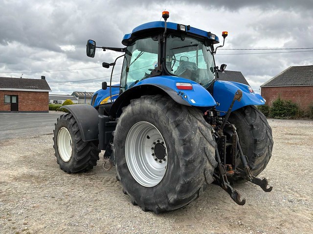 2009 new holland t7040 vierwielaangedreven landbouwtractor - afbeelding 19 van  21