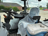 2009 new holland t7040 vierwielaangedreven landbouwtractor - afbeelding 6 van  15