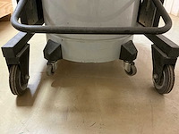 2009 nilfisk cfm 137/100 industriële stofzuiger - afbeelding 2 van  13