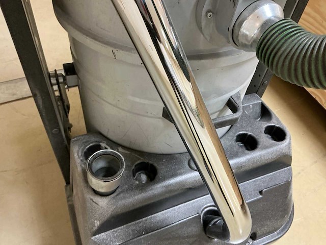 2009 nilfisk cfm 137/100 industriële stofzuiger - afbeelding 12 van  13