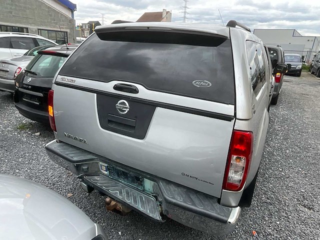 2009 nissan navara - bedrijfswagen - afbeelding 18 van  22