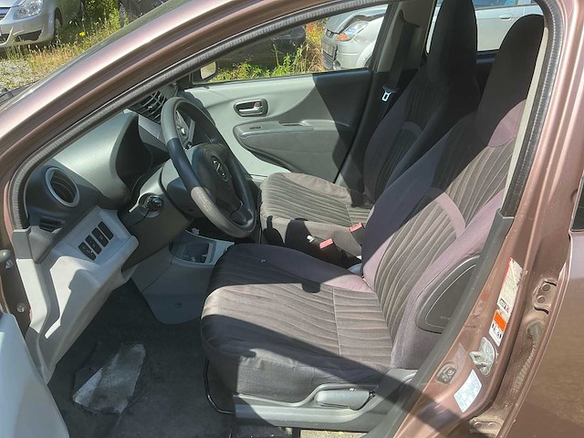 2009 nissan pixo personenauto - afbeelding 6 van  33