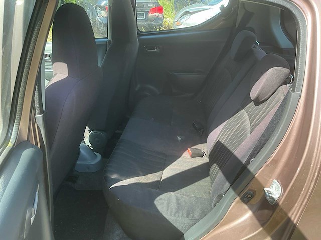 2009 nissan pixo personenauto - afbeelding 13 van  33