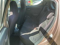 2009 nissan pixo personenauto - afbeelding 13 van  33
