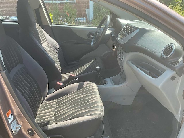 2009 nissan pixo personenauto - afbeelding 17 van  33