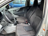 2009 nissan pixo personenauto - afbeelding 9 van  23