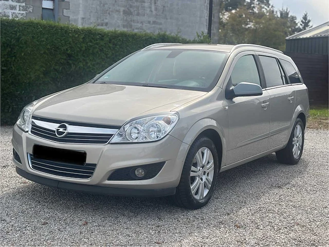 2009 opel astra stationwagen 1,7 cdti – 110 pk – 168.965 km – diesel - afbeelding 1 van  16