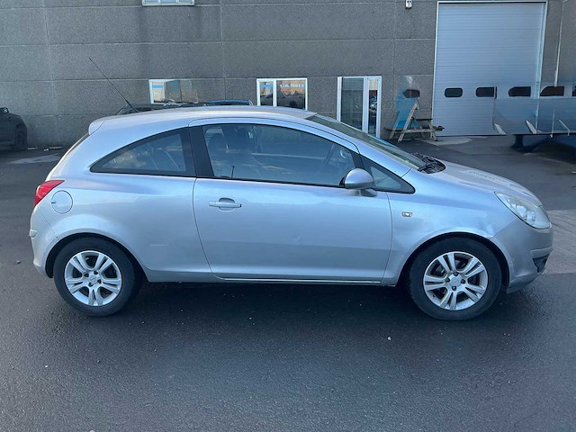 2009 opel corsa personenauto - afbeelding 42 van  44
