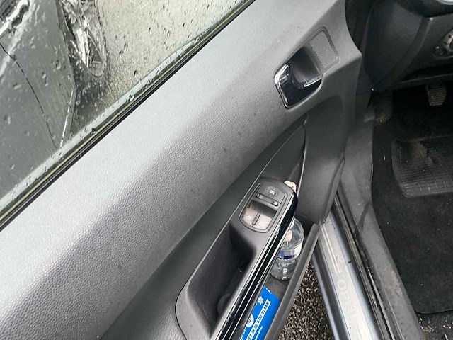 2009 opel corsa personenauto - afbeelding 5 van  18