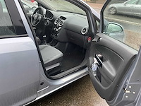 2009 opel corsa personenauto - afbeelding 13 van  18