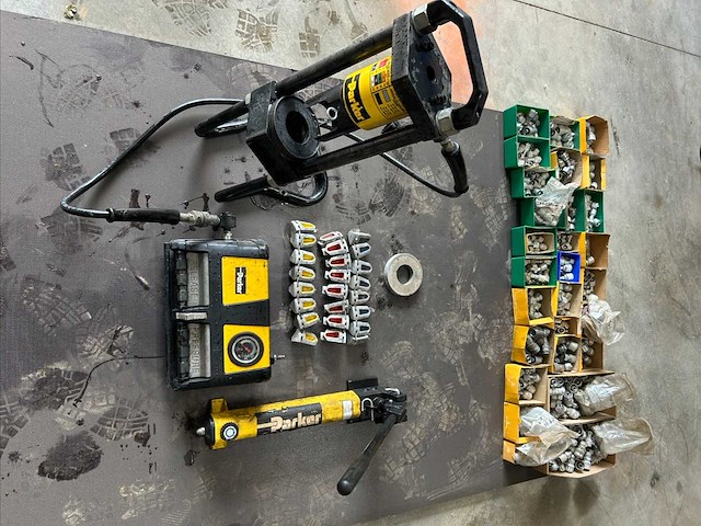 2009 parker karrykrimp hydraulische pers - afbeelding 1 van  9