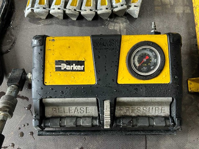 2009 parker karrykrimp hydraulische pers - afbeelding 2 van  9