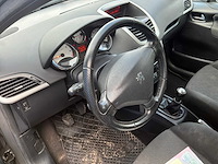 2009 peugeot 207 personenauto - afbeelding 17 van  18