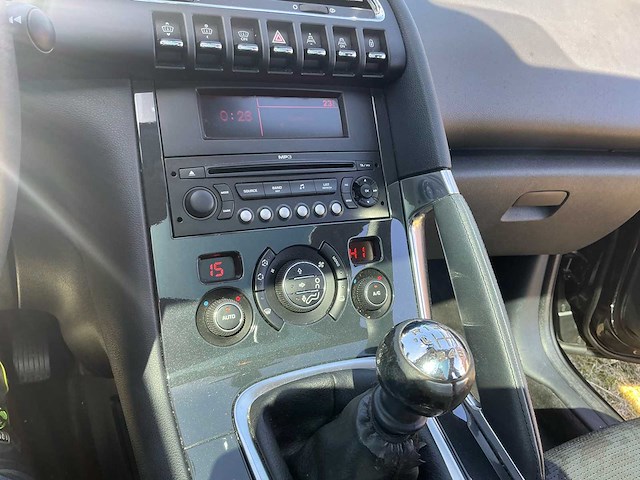 2009 peugeot 3008 suv personenauto - afbeelding 8 van  35