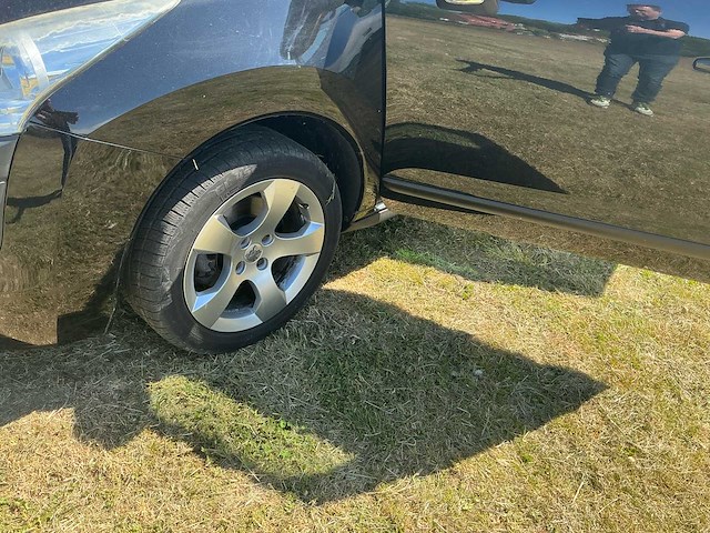 2009 peugeot 3008 suv personenauto - afbeelding 26 van  35
