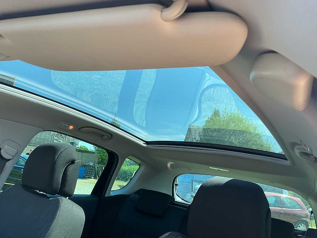 2009 peugeot 3008 suv personenauto - afbeelding 15 van  27