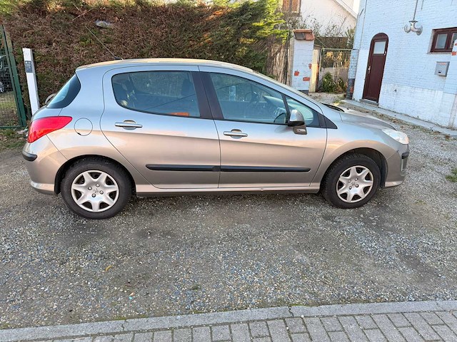 2009 peugeot 308 personenauto - afbeelding 13 van  17