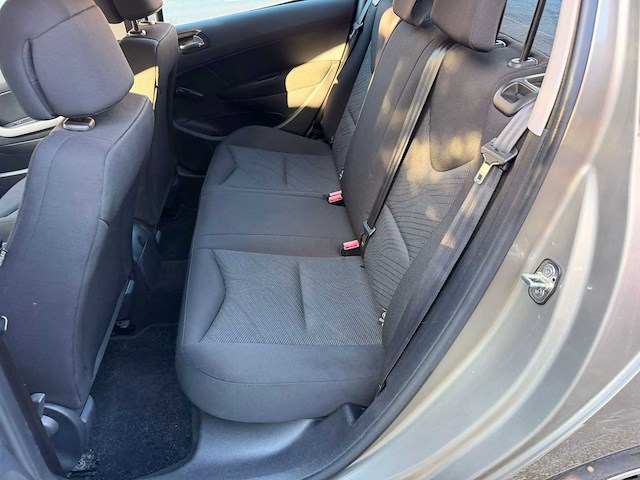 2009 peugeot 308 personenauto - afbeelding 2 van  17