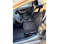 2009 peugeot 308 personenauto - afbeelding 3 van  17
