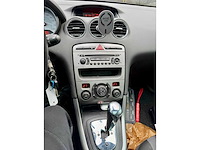 2009 peugeot 308 personenauto - afbeelding 8 van  23
