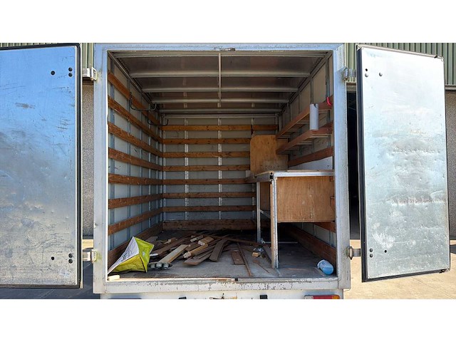 2009 peugeot boxer lichte vrachtwagen - afbeelding 18 van  30