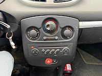 2009 renault clio - afbeelding 1 van  13