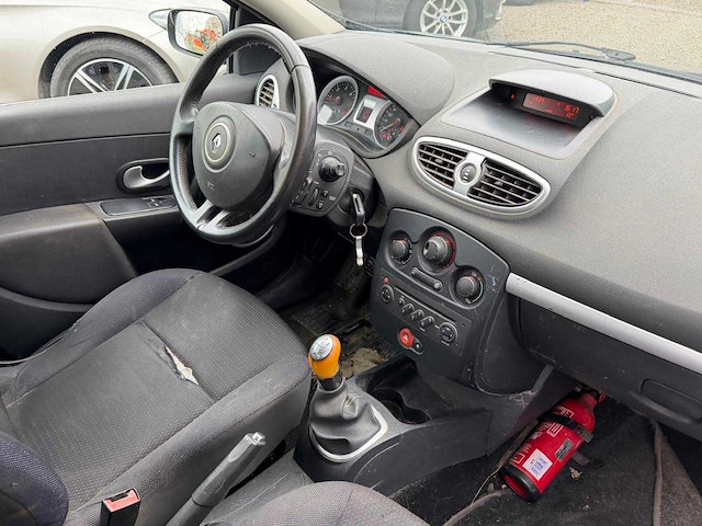 2009 renault clio - afbeelding 12 van  13