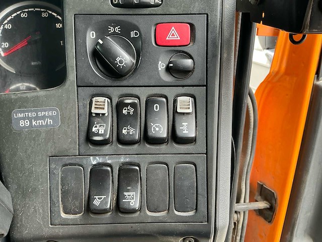 2009 scania p340 veegwagen - afbeelding 15 van  33