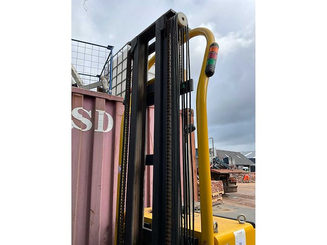 2009 skilled lgv2008 zelfrijdende stapelaar - afbeelding 7 van  19