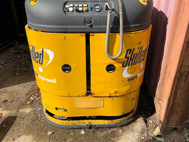 2009 skilled lgv2008 zelfrijdende stapelaar - afbeelding 19 van  19