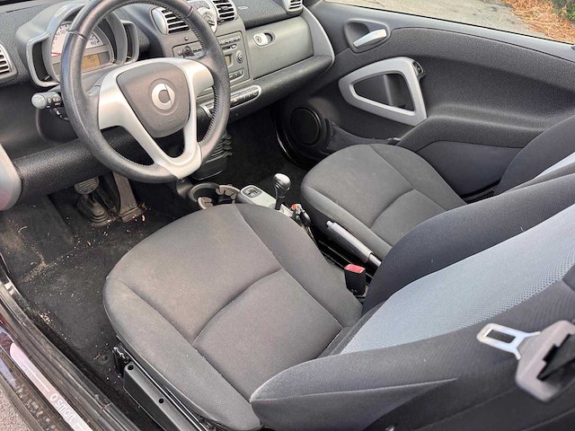 2009 smart fortwo - afbeelding 18 van  26