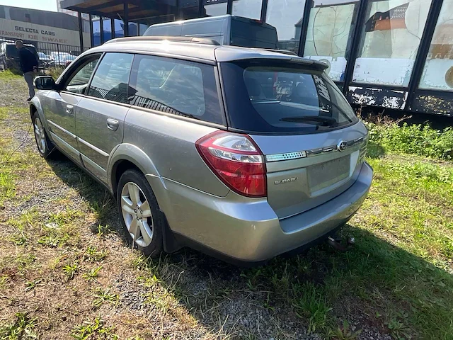 2009 subaru legacy personenauto - afbeelding 12 van  26