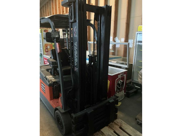 2009 toyota 7fbef18 vorkheftruck - afbeelding 3 van  10