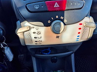 2009 toyota aygo personenauto - afbeelding 3 van  18