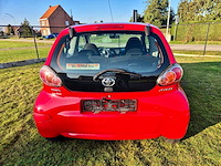2009 toyota aygo personenauto - afbeelding 15 van  18