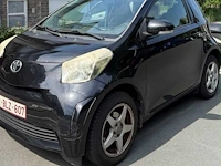 2009 toyota iq - personenauto - afbeelding 2 van  28