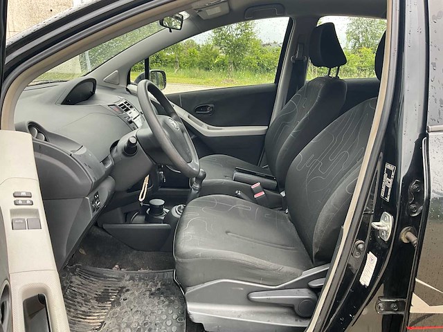 2009 toyota yaris - afbeelding 3 van  35