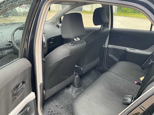 2009 toyota yaris - afbeelding 13 van  35