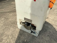 2009 vert service spuit met elektromotor - afbeelding 2 van  3