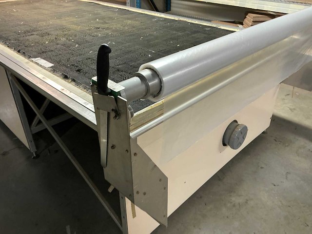 2009 vétigraph coupeur cnc snijmachine - afbeelding 11 van  24