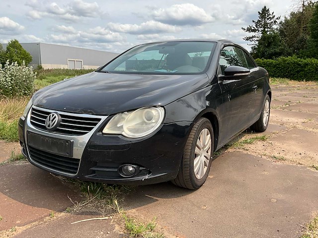 2009 volkswagen eos personenauto - afbeelding 1 van  30