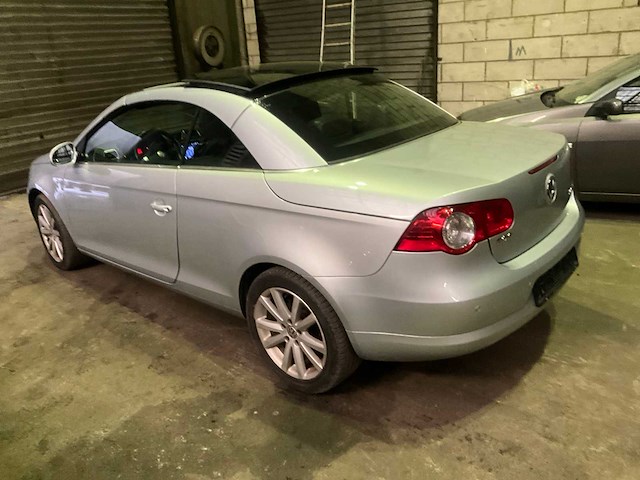 2009 volkswagen eos personenauto - afbeelding 18 van  22