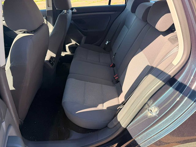 2009 volkswagen jetta personenauto - afbeelding 8 van  23