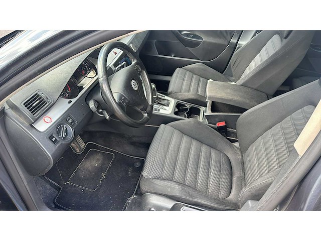2009 volkswagen passat 2.0 tdi personenauto - afbeelding 4 van  42